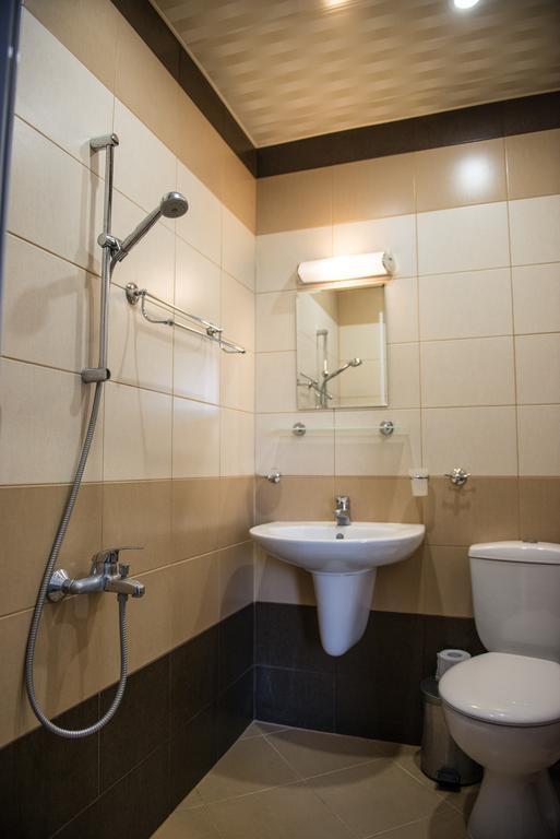 Guest House Sg-Brothers Обзор Екстериор снимка